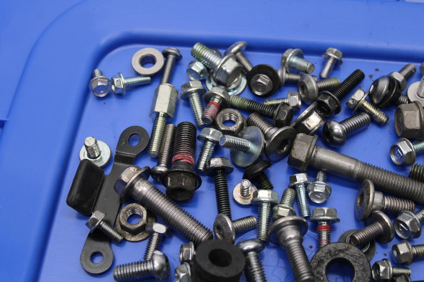 20 KAWASAKI Z400 ER400 ABS MISCELLANEOUS BOLTS, SCREWS AND HARDWARE BB586