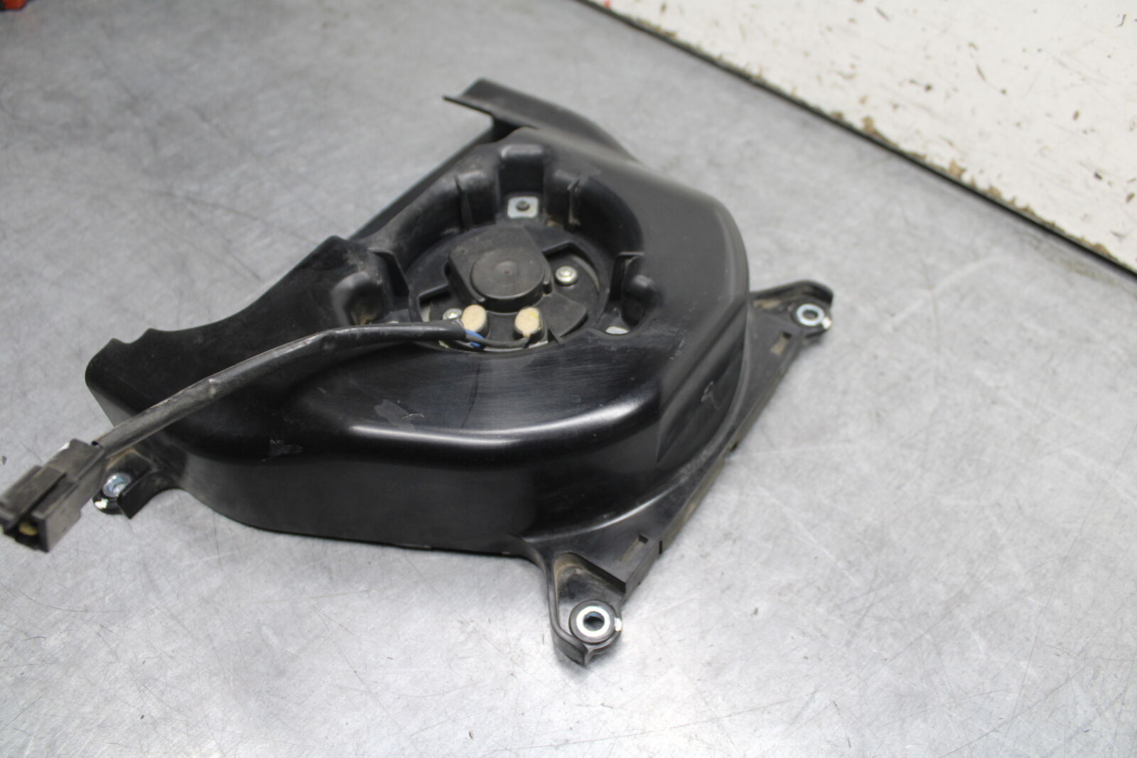 18-24 KAWASAKI NINJA 650 ENGINE RADIATOR COOLING FAN BB725