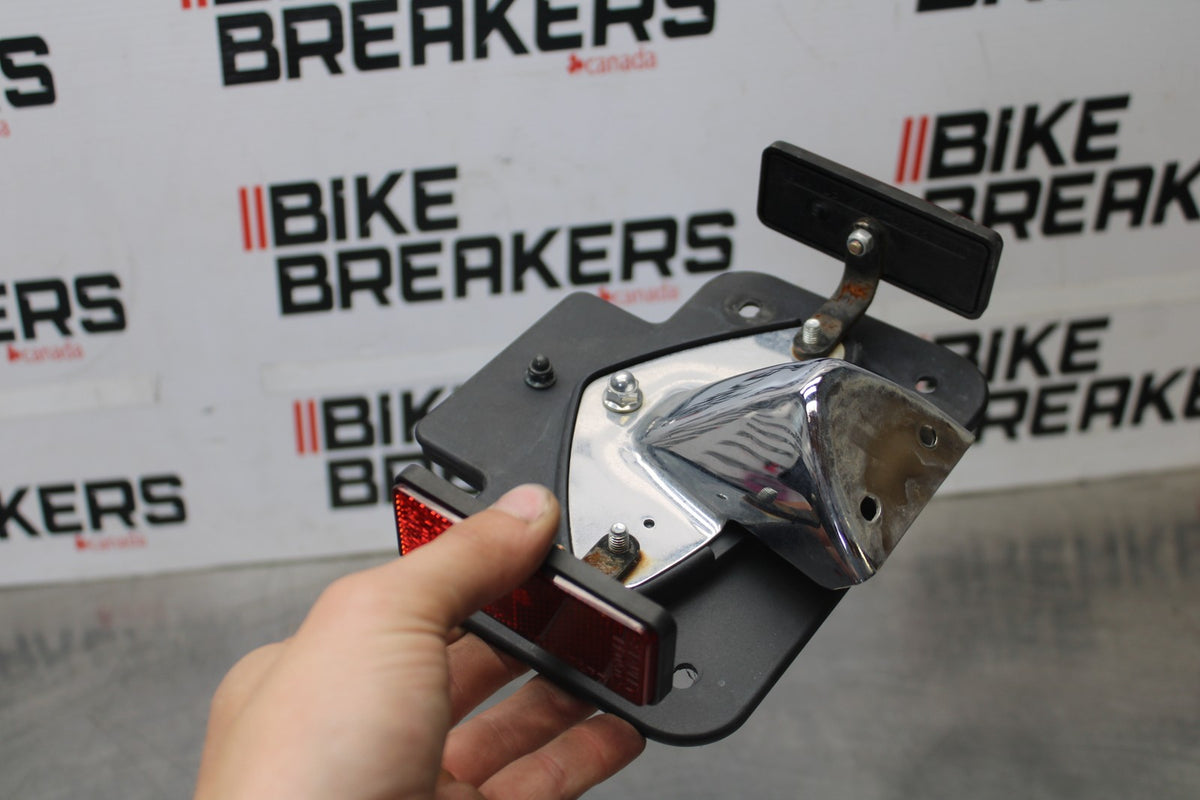 08 KAWASAKI VULCAN 1600 VN1600D NOMAD LICENSE PLATE HOLDER MOUNT BRACKET BB904