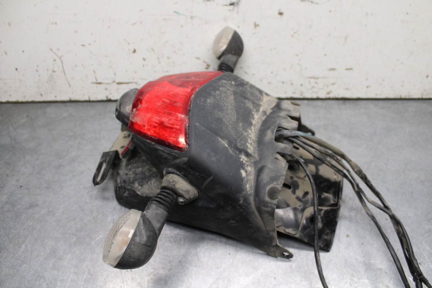 16-17 KAWASAKI VULCAN S 650 EN650 ABS REAR TAILLIGHT BRACKET W/ LIGHTS  BB731