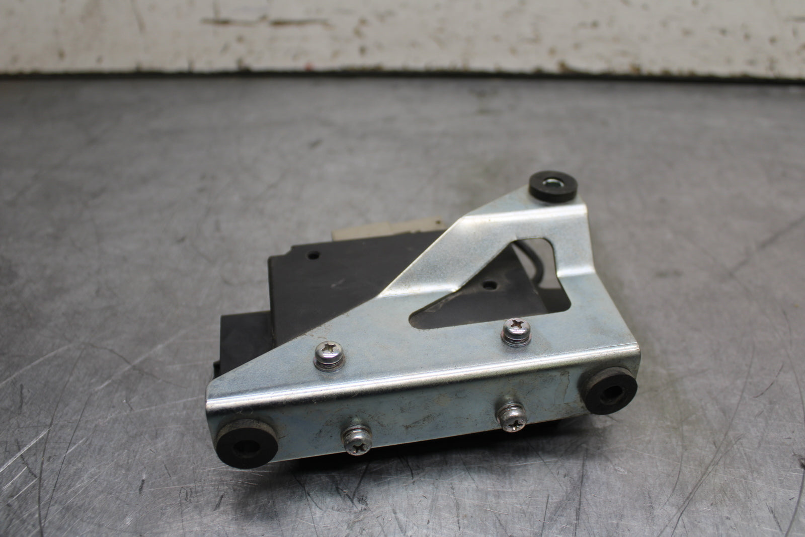 14 HONDA CTX1300A RADIO STEREO CONTROL UNIT BB732