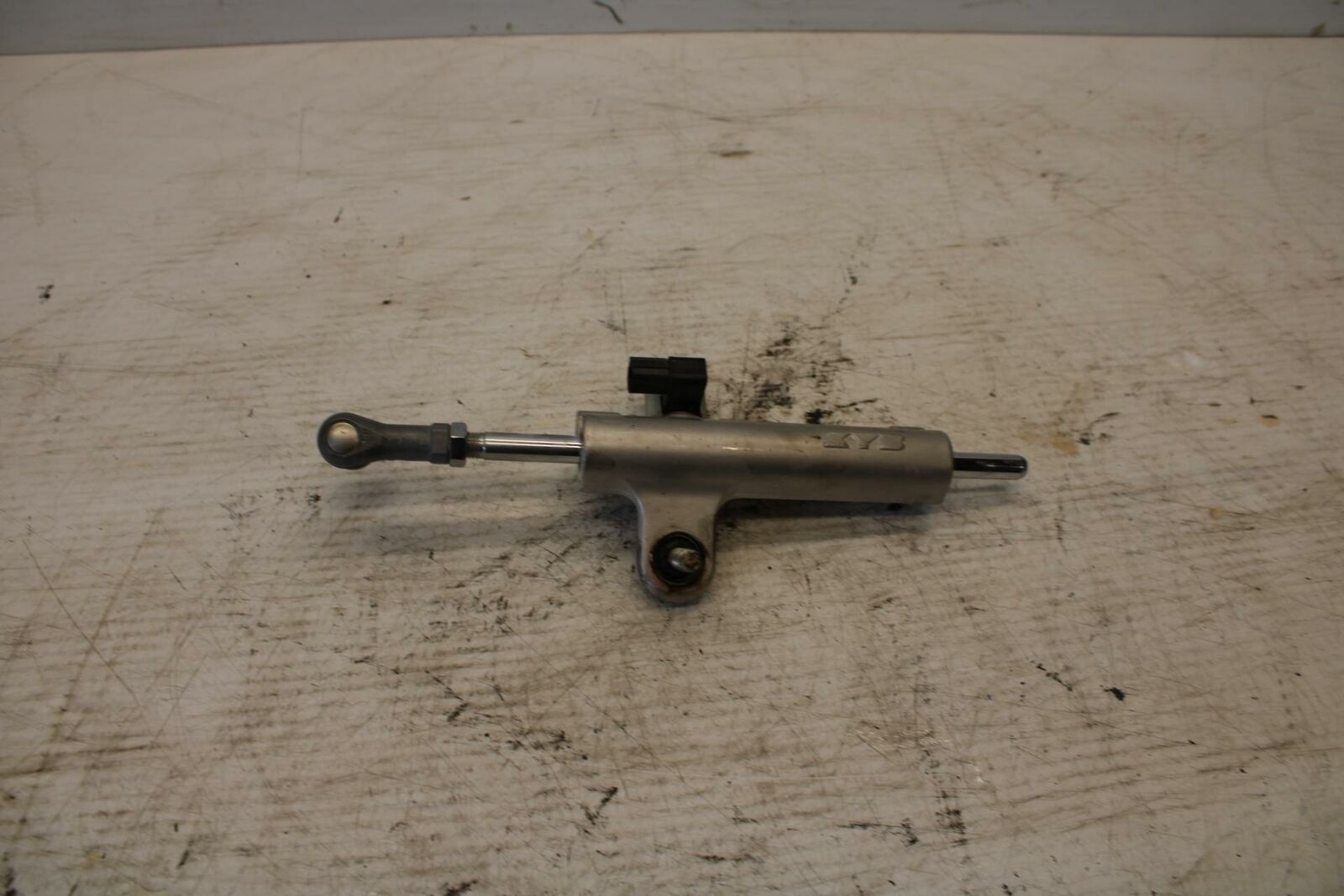 11-17 SUZUKI GSXR750 STEERING DAMPER STABILIZER 51750-21H10 BB306