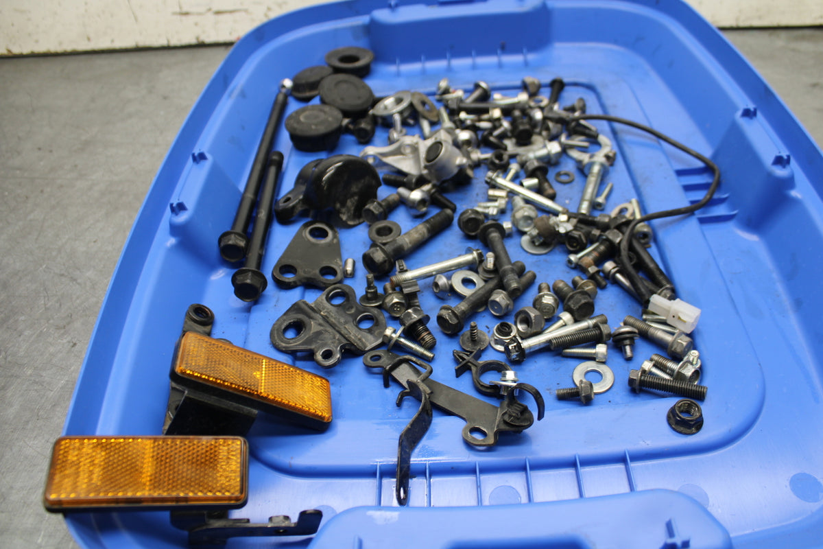 17-24 YAMAHA BOLT XVS950 MOUNTING BOLTS HARDWARE MOTOR SCREWS BB729