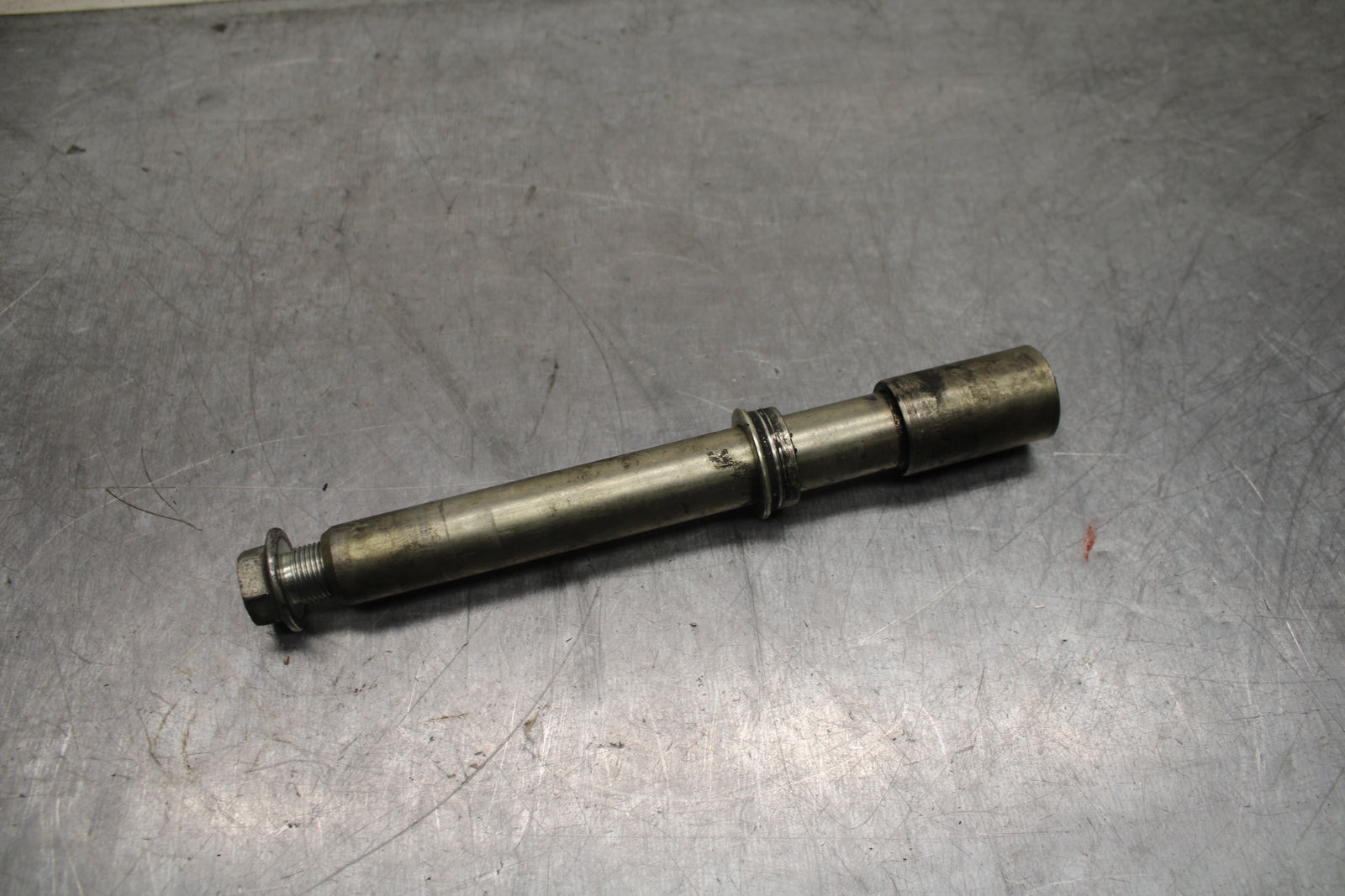08-10 SUZUKI GSXR750 FRONT WHEEL RIM AXLE PIVOT BOLT BB127