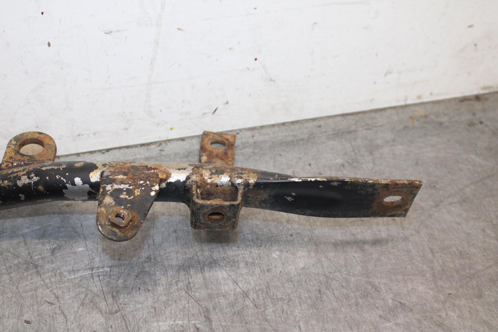 02-06 YAMAHA BANSHEE 350 REAR BACK BUMPER GRAB BAR BB126