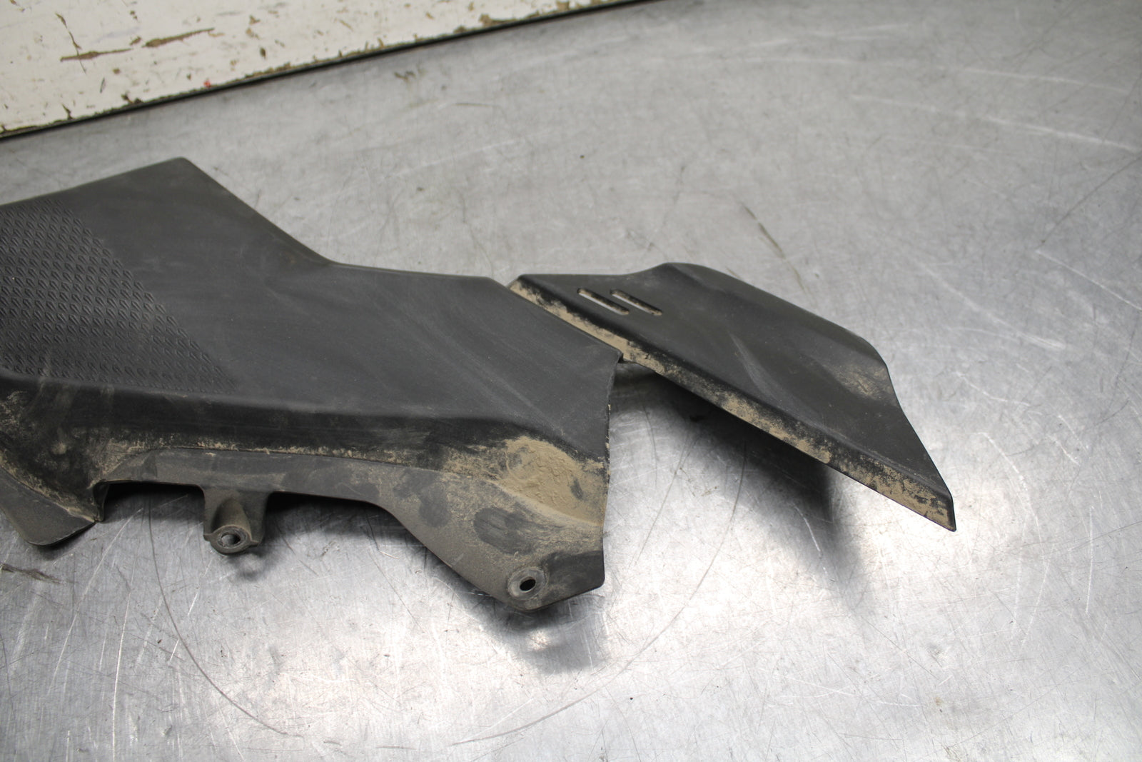 14 HONDA CTX1300A RIGHT SIDE COVER PANEL COWL FAIRING BB732