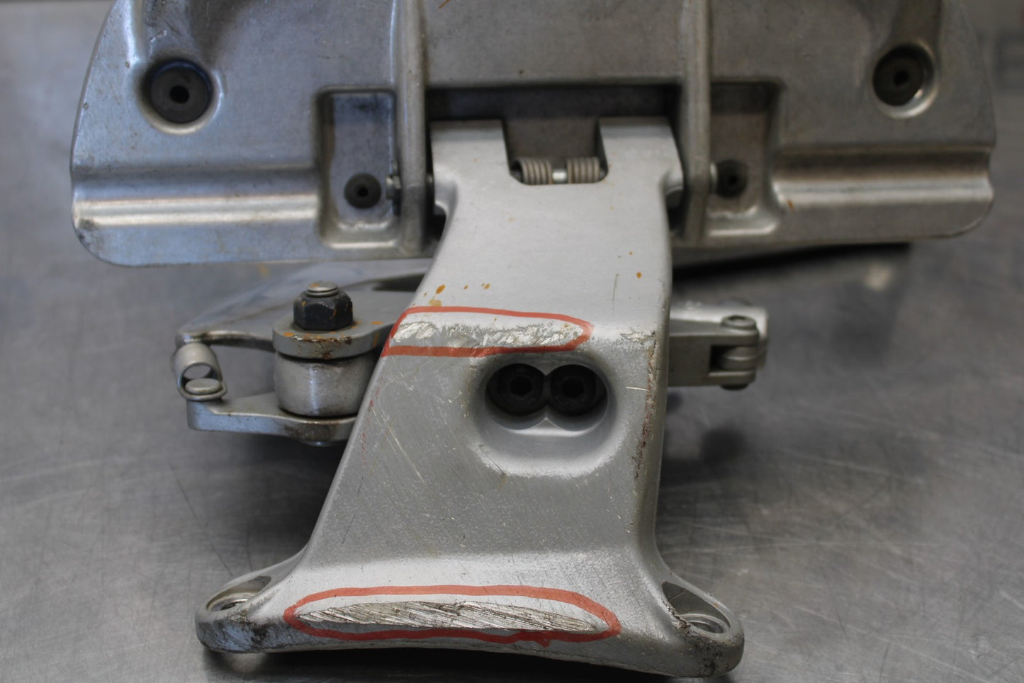 05-06 VICTORY KINGPIN DELUXE RIGHT FRONT FOOT REST PEG STEP BB195