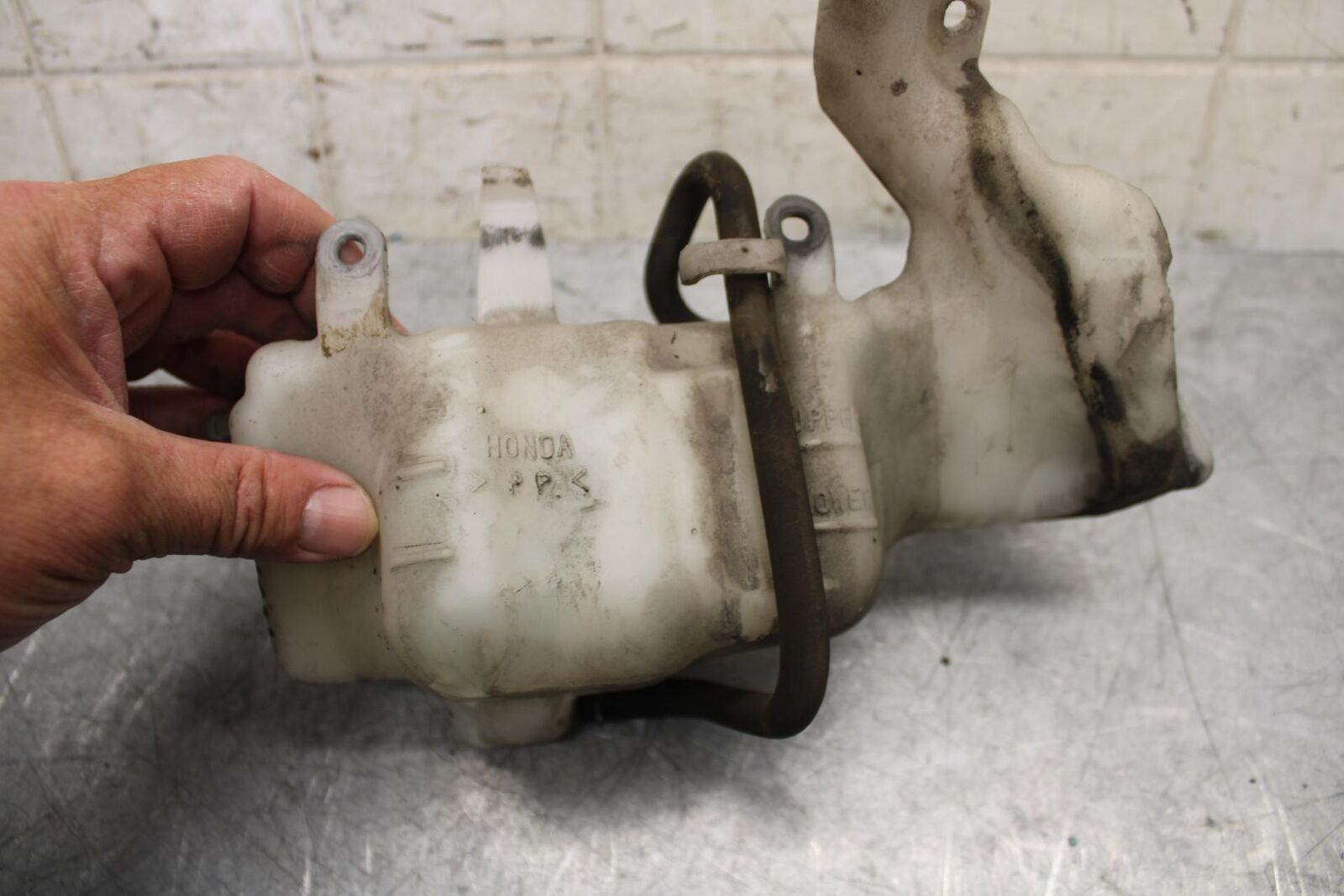 2016 Honda CBR1000RR COOLANT WATER TANK RESERVOIR BOTTLE 19101-MGP-305 BB530