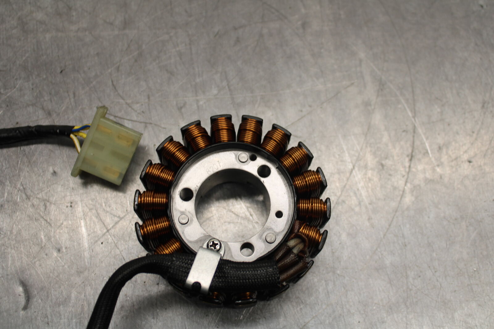 08 HONDA CBR125R STATOR GENERATOR ALTERNATOR MAGNETO BB114