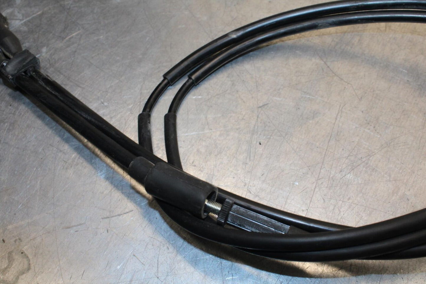 20-21 YAMAHA XSR900 THROTTLE CABLES LINES BB599