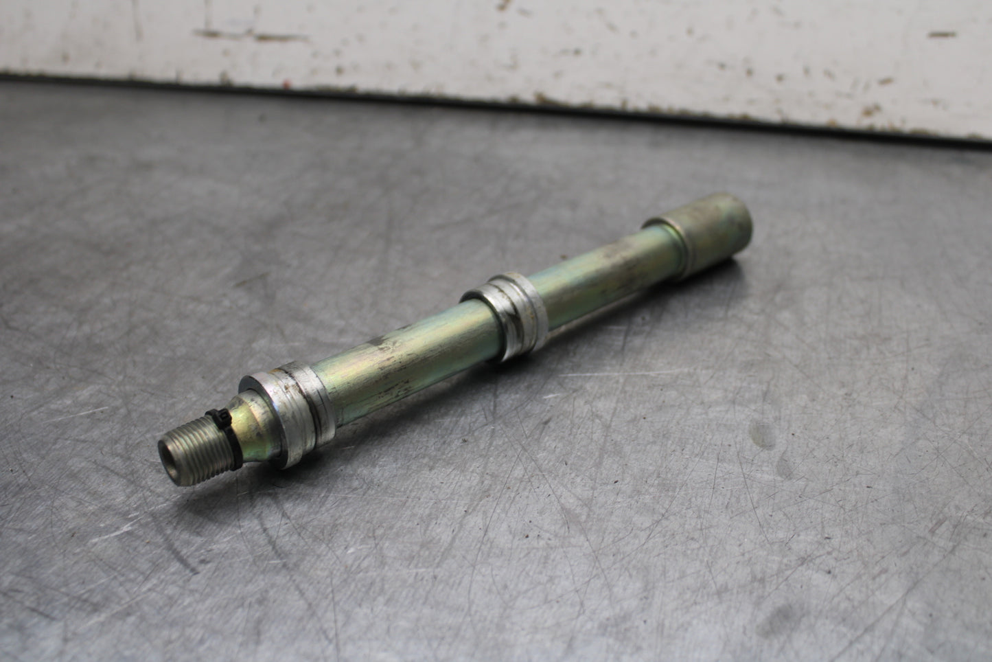 22-24 YAMAHA XSR900 FRONT WHEEL RIM AXLE PIVOT BOLT BB710