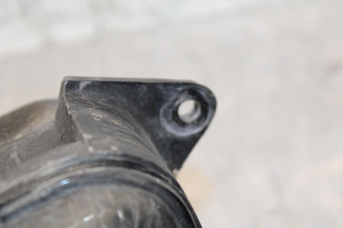 00-01 KAWASAKI ZZR600 FRONT HEADLIGHT HEAD LIGHT LAMP BB568