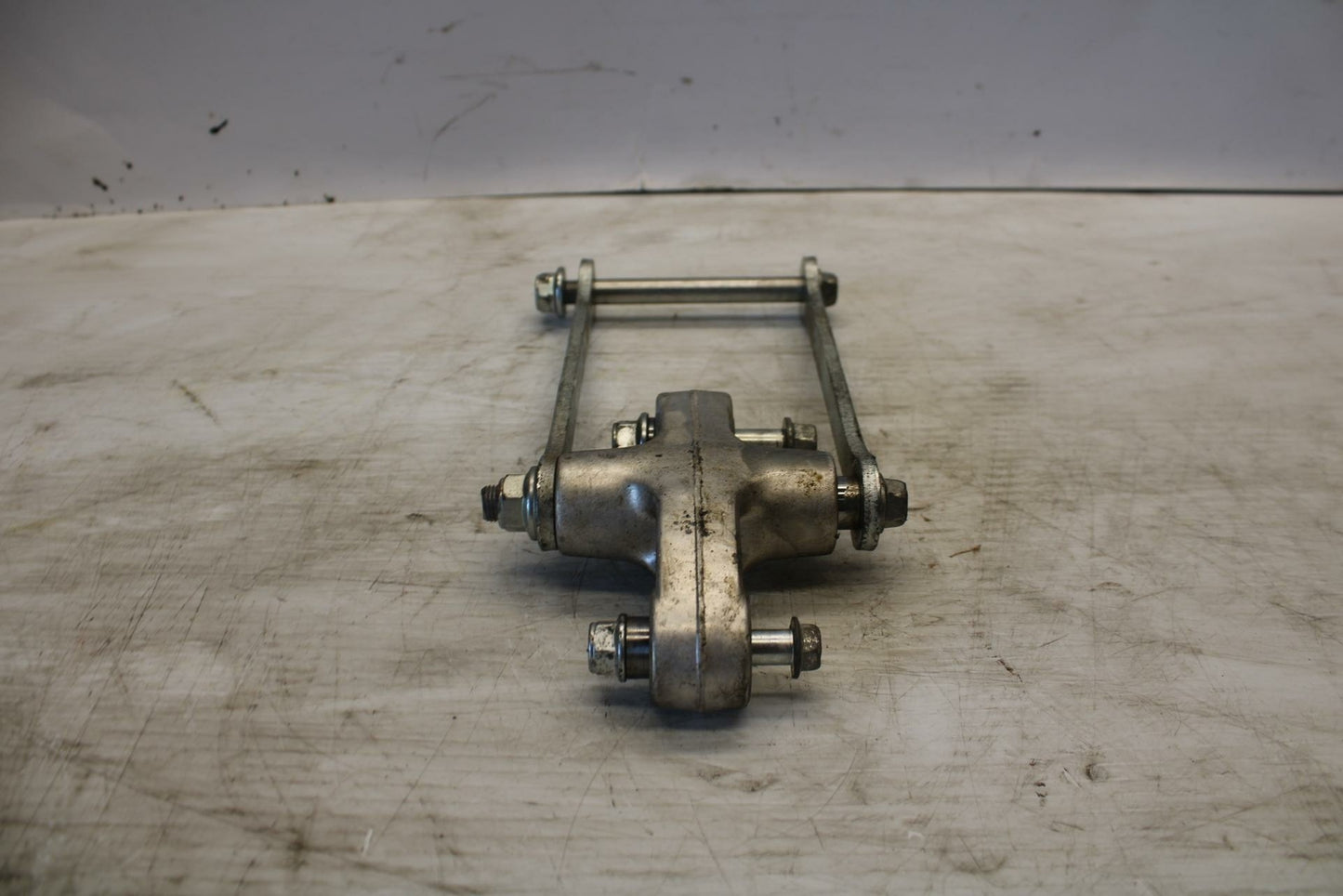 07-12 SUZUKI BANDIT 650F REAR DOGBONE SHOCK LINKAGE LINK BB280