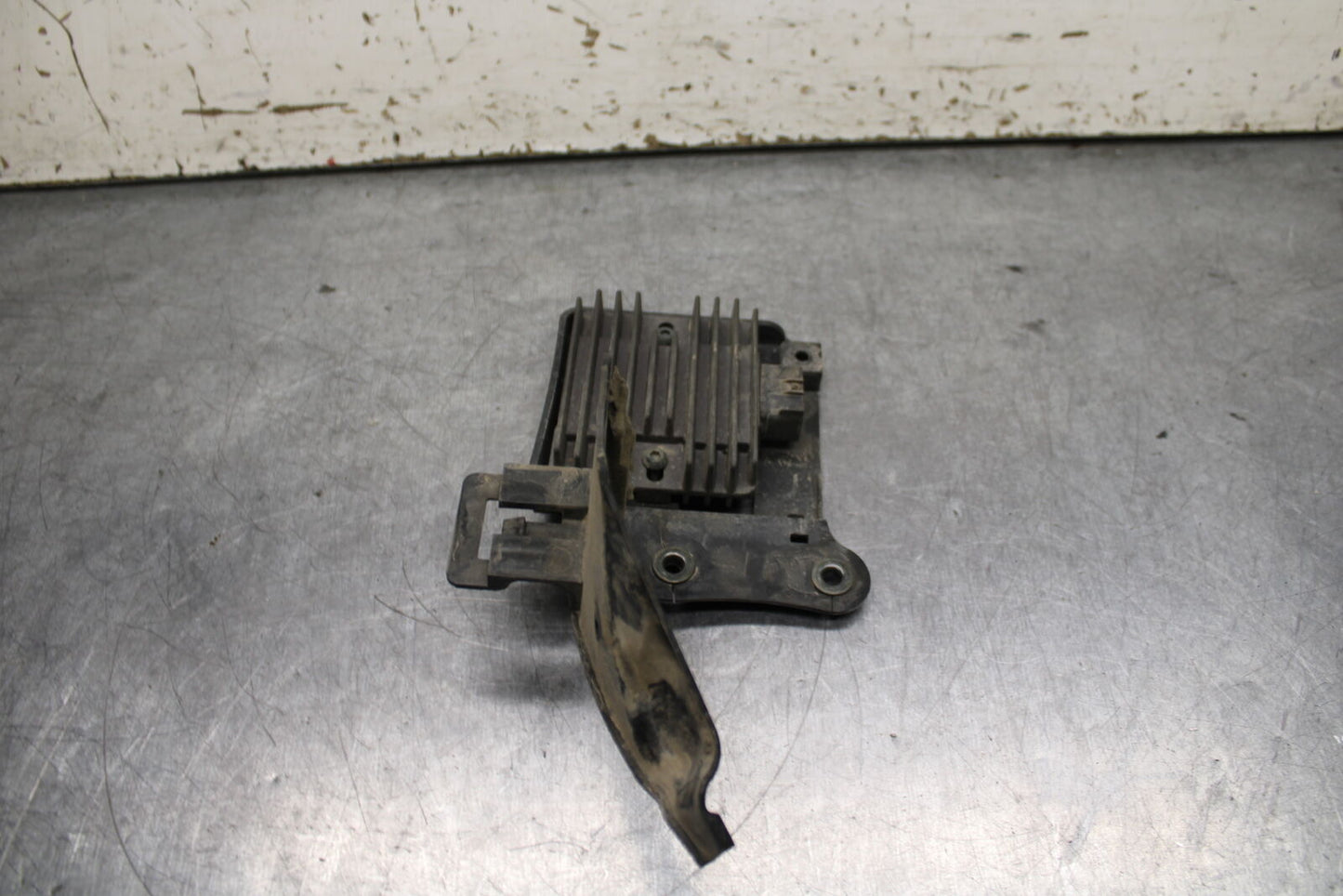 06-07 YAMAHA YZF R6 RECTIFIER VOLTAGE REGULATOR BB742