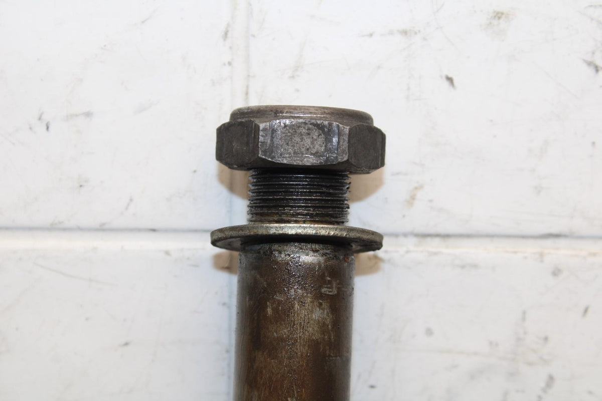 2005 Honda CBR600RR REAR AXLE BACK WHEEL RIM BOLT AXEL 42301-MEE-D00 BB564