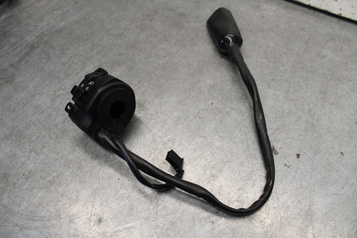 18-23 KAWASAKI NINJA 400 LEFT CLIP ON HANDLE HORN SIGNALS SWITCH SWITCHES BB660