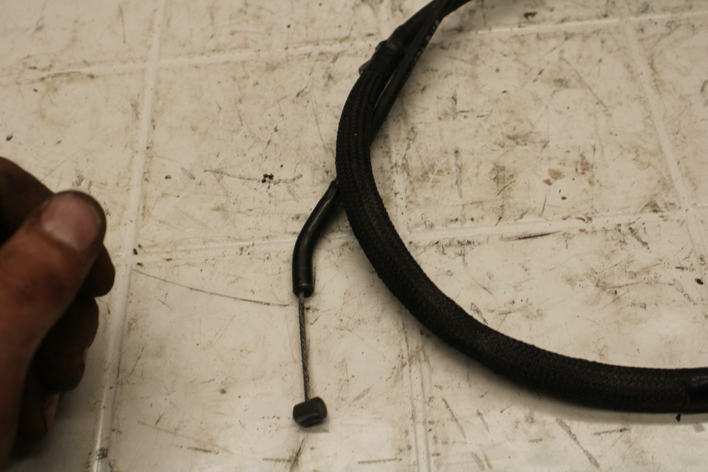 19-20 KAWASAKI NINJA ZX6R CLUTCH CABLE LINE BB407