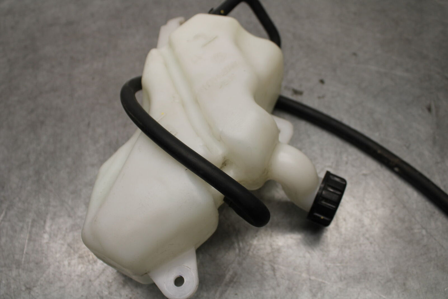 18-23 KAWASAKI NINJA 400 COOLANT WATER TANK RESERVOIR BOTTLE BB660