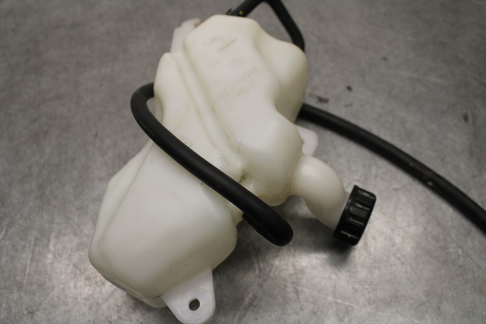 18-23 KAWASAKI NINJA 400 COOLANT WATER TANK RESERVOIR BOTTLE BB660