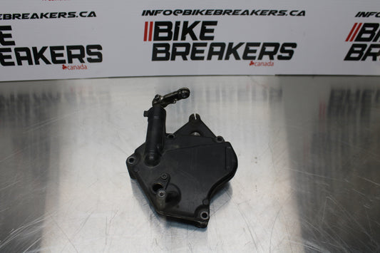 11 SUZUKI GSXR1000 ENGINE SPROCKET COVER BB142
