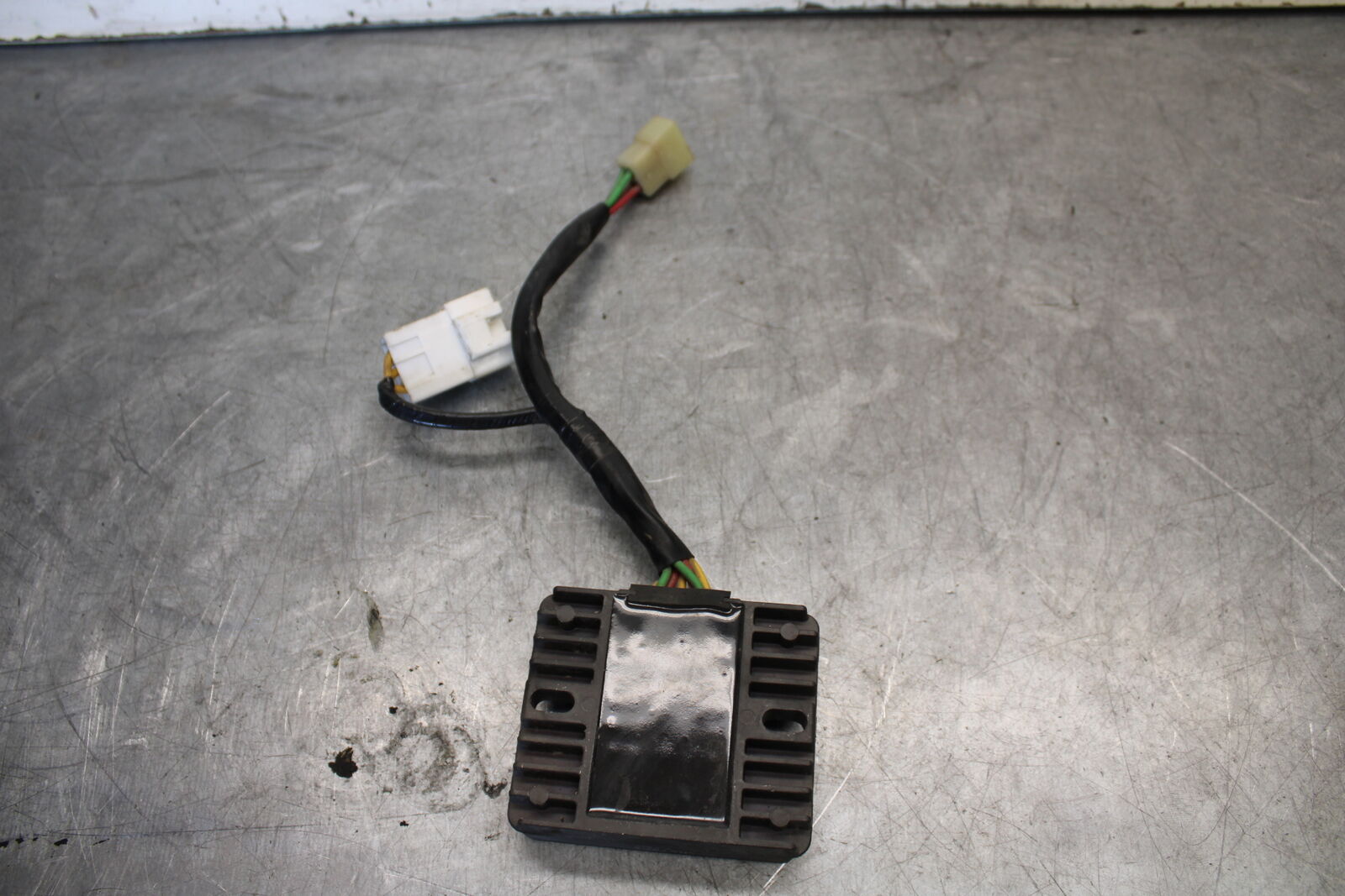 05-06 HONDA CBR600RR RECTIFIER VOLTAGE REGULATOR 31600-MEE-872 BB655