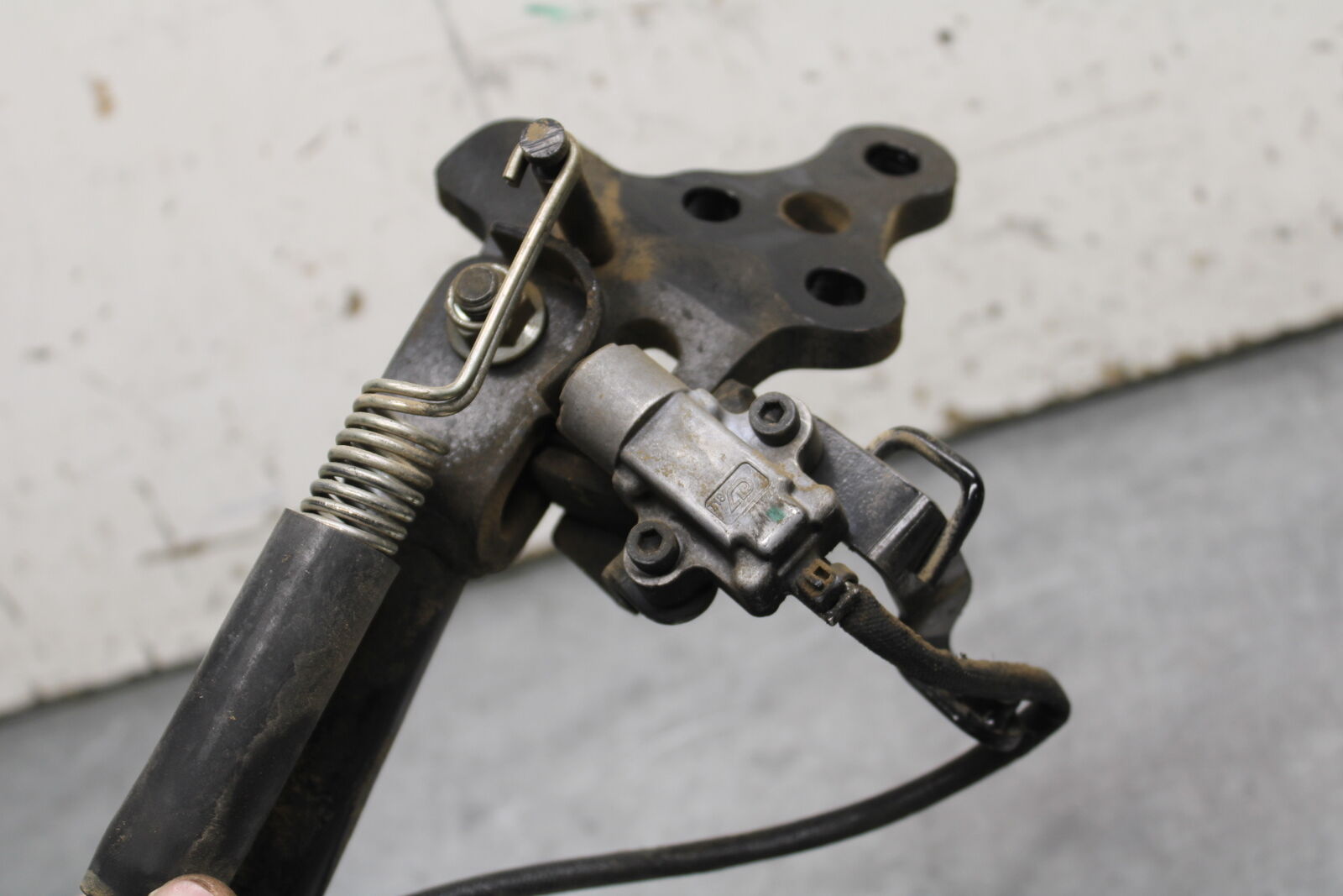 19-24 YAMAHA R3 KICKSTAND SIDE KICK STAND BB736