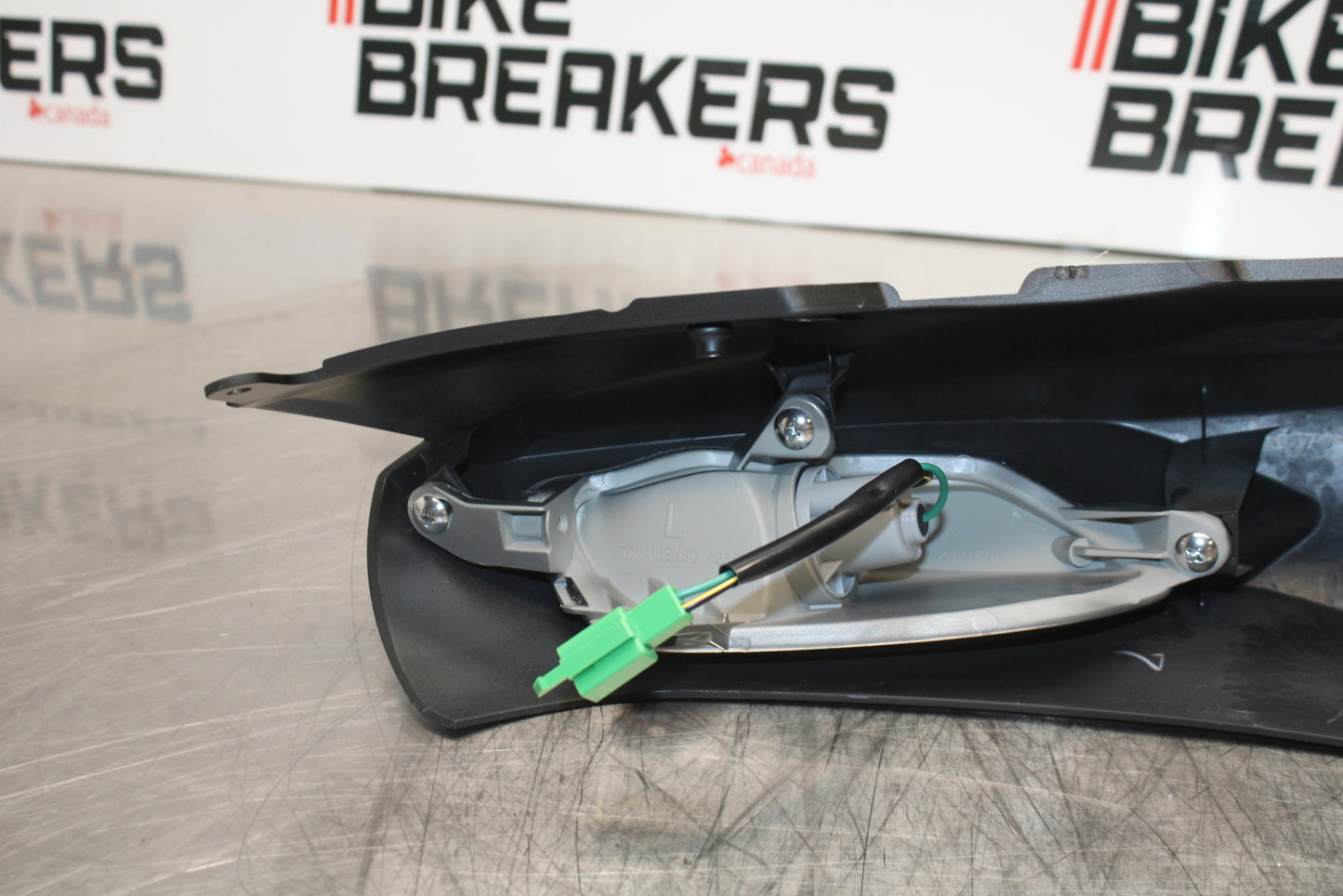 23-24 KAWASAKI NINJA ZX14R LEFT REAR BACK TAIL FAIRING COWL SHROUD BB153