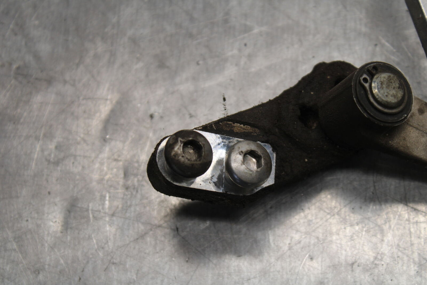 11-24 SUZUKI GSXR750 SHIFTER LINKAGE SHIFT LINK PEDAL BB714