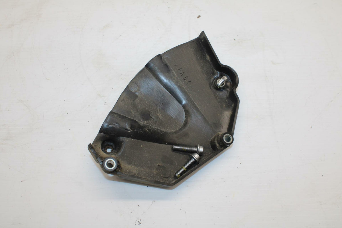 17-20 YAMAHA YZF R6 ENGINE SPROCKET COVER BB257
