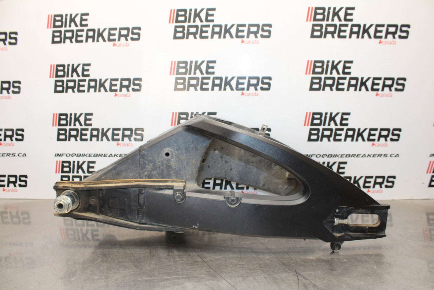 11-22 SUZUKI GSXR 600  REAR SWINGARM BACK SUSPENSION SWING ARM BB193