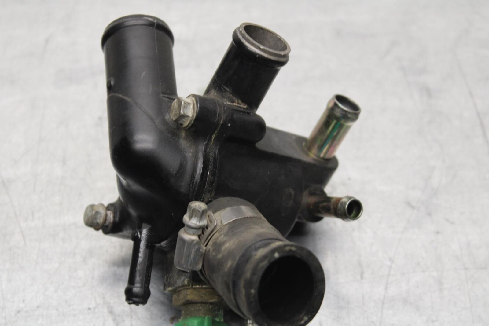 2000 Honda Super Hawk 1000 VTR1000F THERMOSTAT HOUSING  BB577