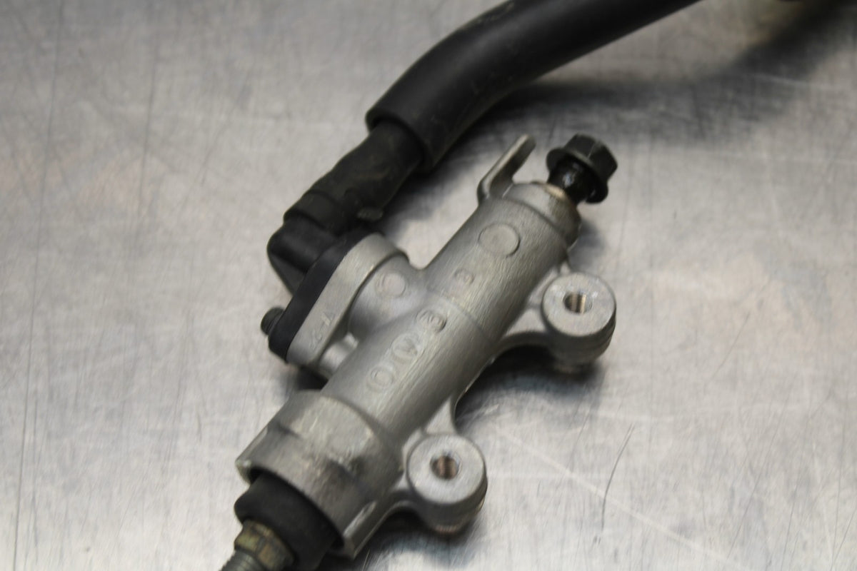 01-06 HONDA CBR600F4I REAR BACK BRAKE MASTER CYLINDER W RESERVOIR BB185