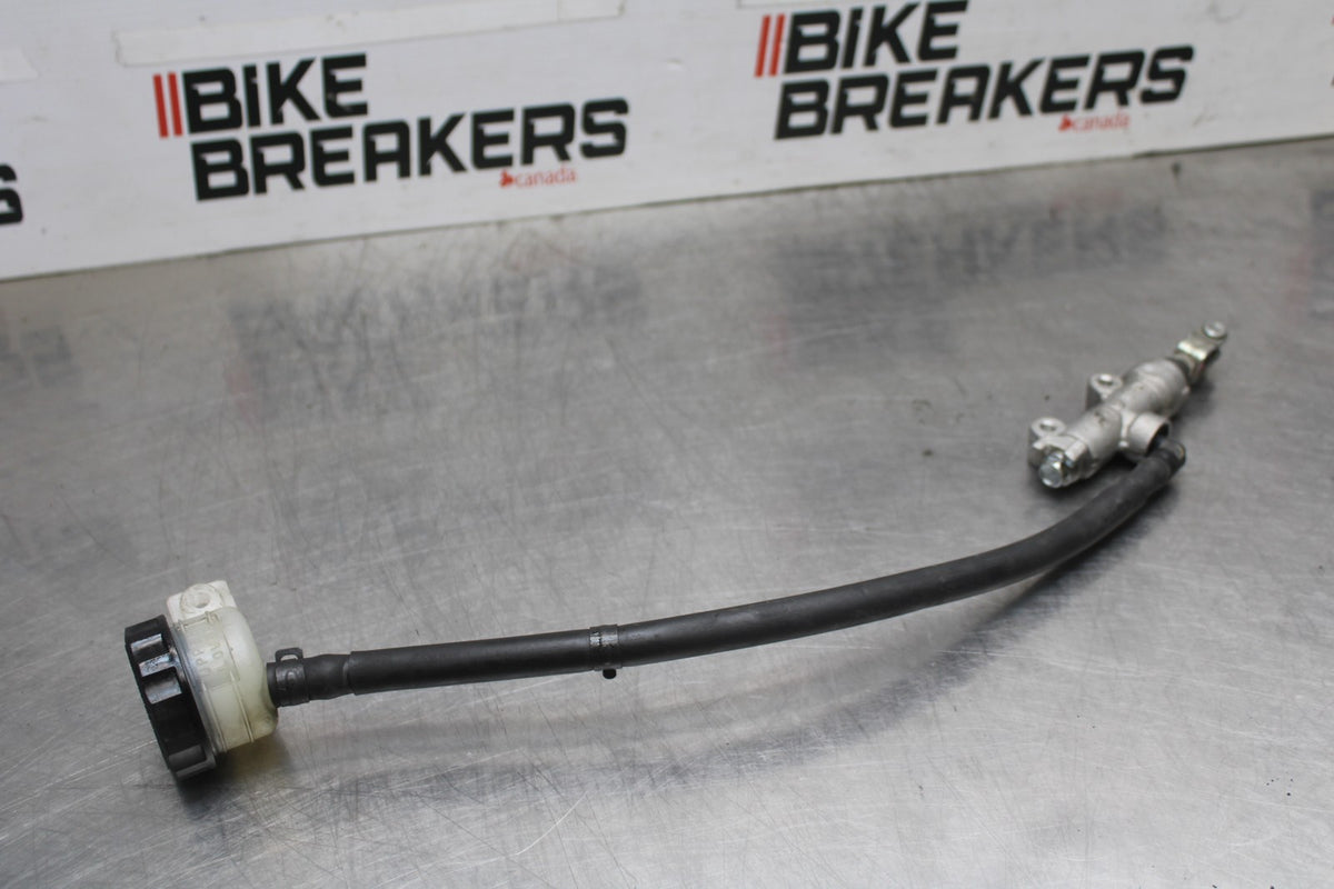 12 KAWASAKI NINJA 650 EX650E REAR BACK BRAKE MASTER CYLINDER W RESERVOIR BB926