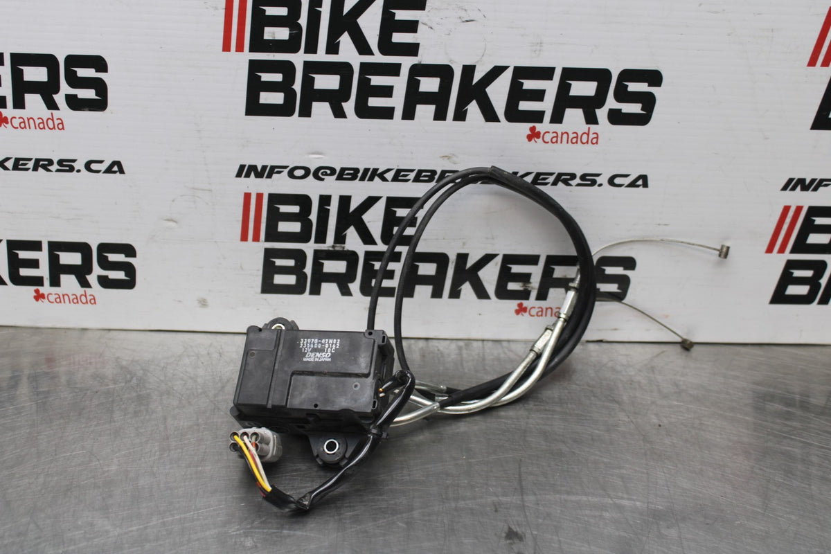 20-25 SUZUKI GSXR750 EXHAUST VALVE SERVO MOTOR BB810