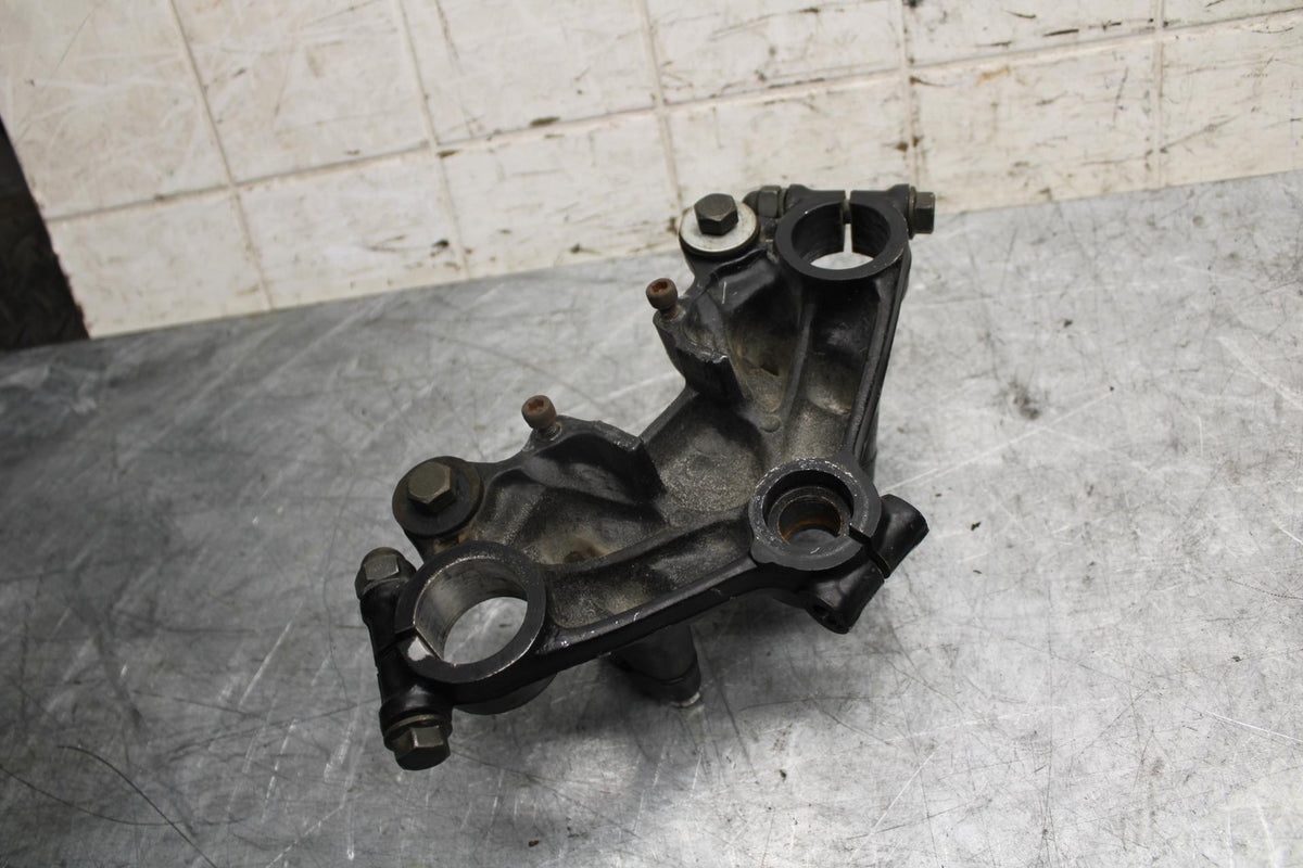 1982 Suzuki GS450L FORKS UPPER TRIPLE TREE CLAMP 51311-44110-291 BB52