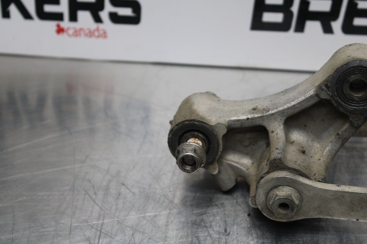 04-05 KAWASAKI NINJA ZX10R REAR DOGBONE SHOCK LINKAGE LINK BB163