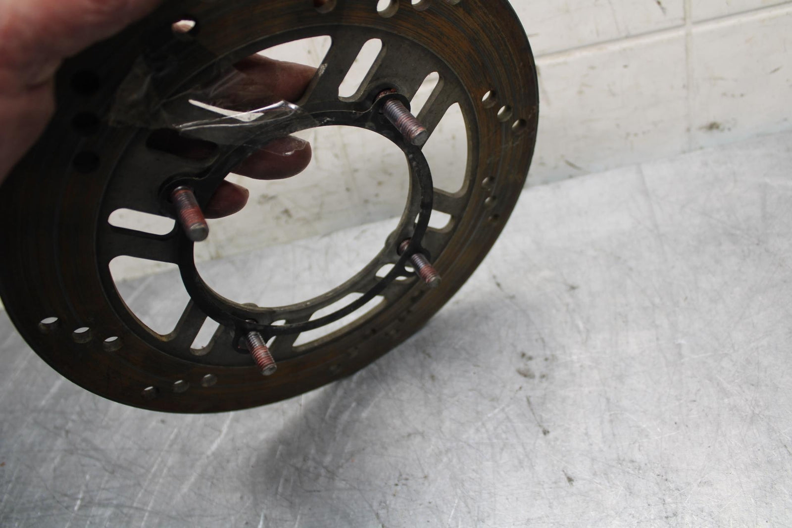 00-01 KAWASAKI ZZR600 REAR ROTOR BACK BRAKE DISC BOLT BB31