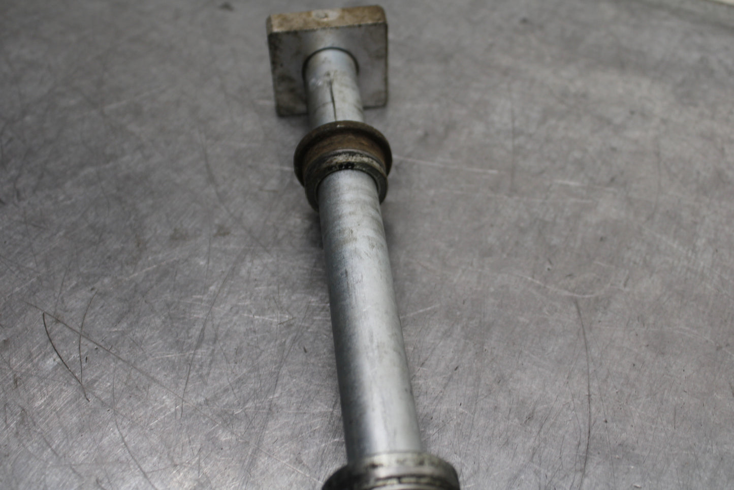 12-17 KAWASAKI NINJA 650 REAR AXLE BACK WHEEL RIM PIVOT BOLT AXEL BB129