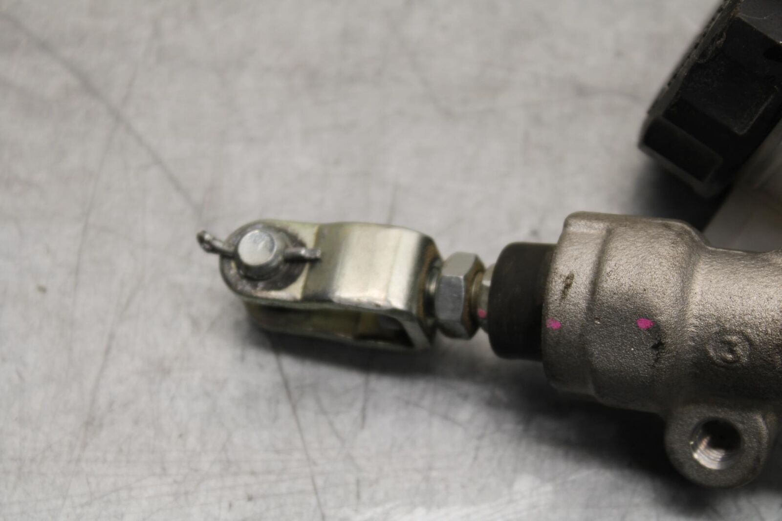 2014 Kawasaki Ninja 650 EX650E REAR BACK BRAKE MASTER CYLINDER W RESERVOIR BB569