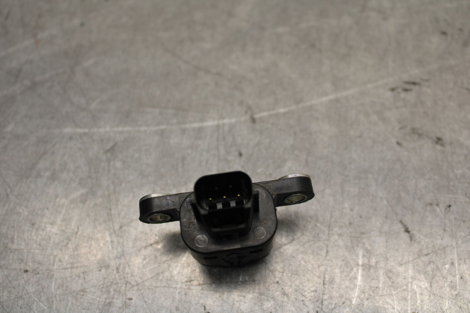 16 KAWASAKI NINJA ZX10R TIP OVER ANGLE CRASH SENSOR SWITCH  21176-0026 BB650