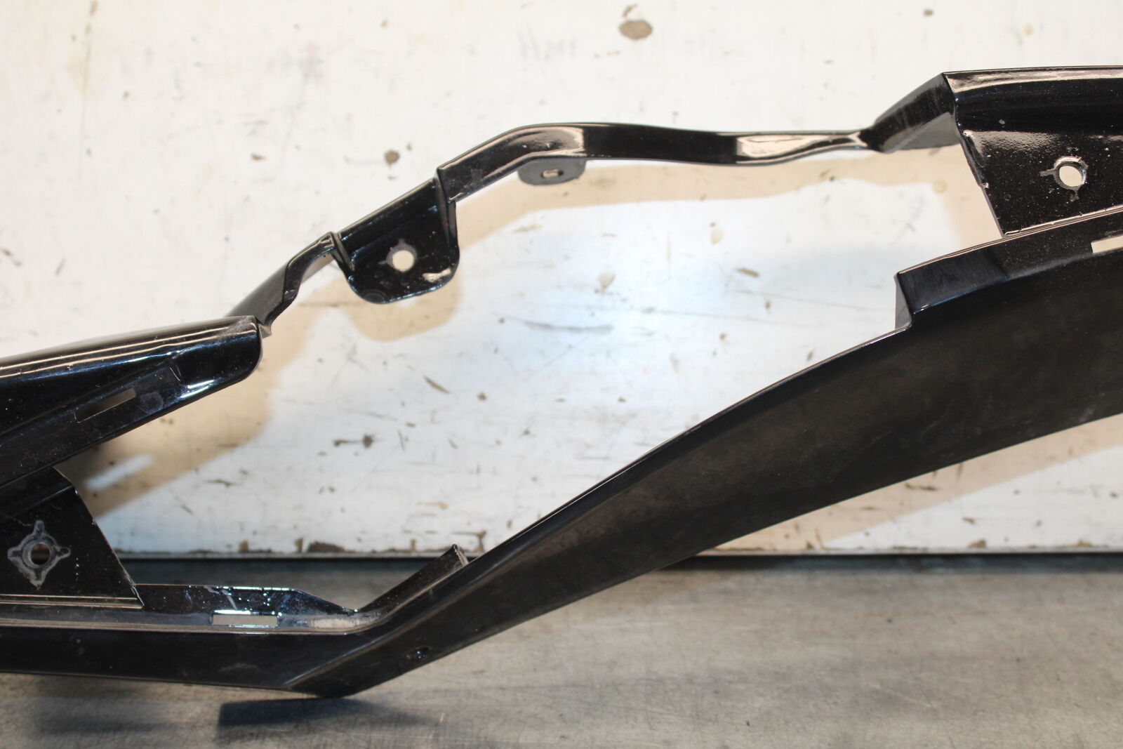 08-10 SUZUKI GSXR750 LEFT REAR BACK TAIL FAIRING COWL SHROUD BB476