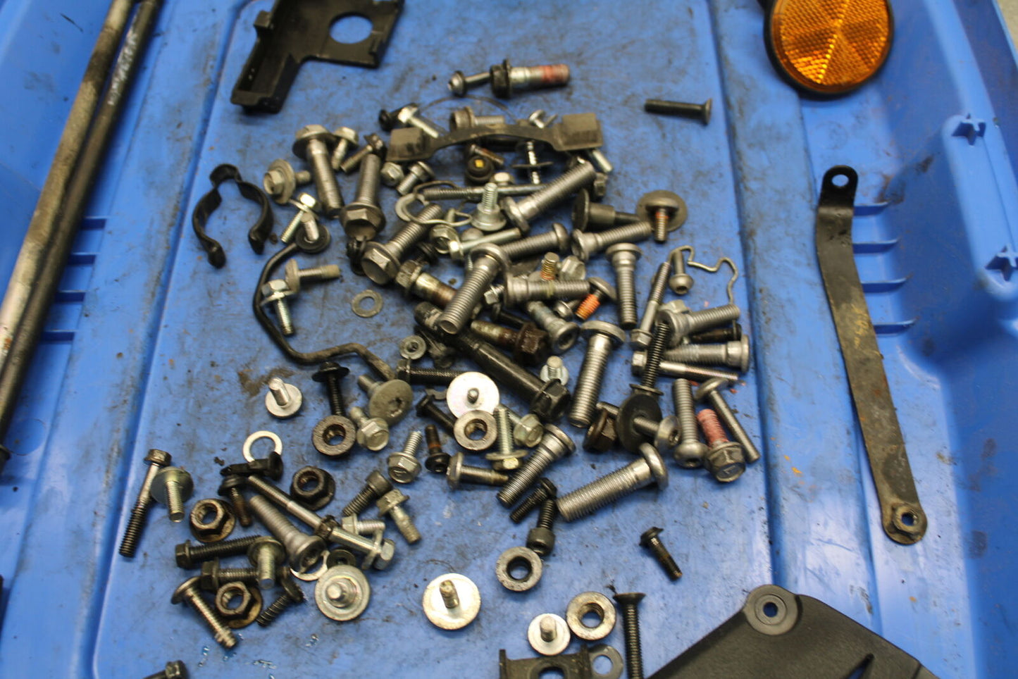 12-13 KAWASAKI Z1000 MOUNTING BOLTS HARDWARE MOTOR SCREWS BB743