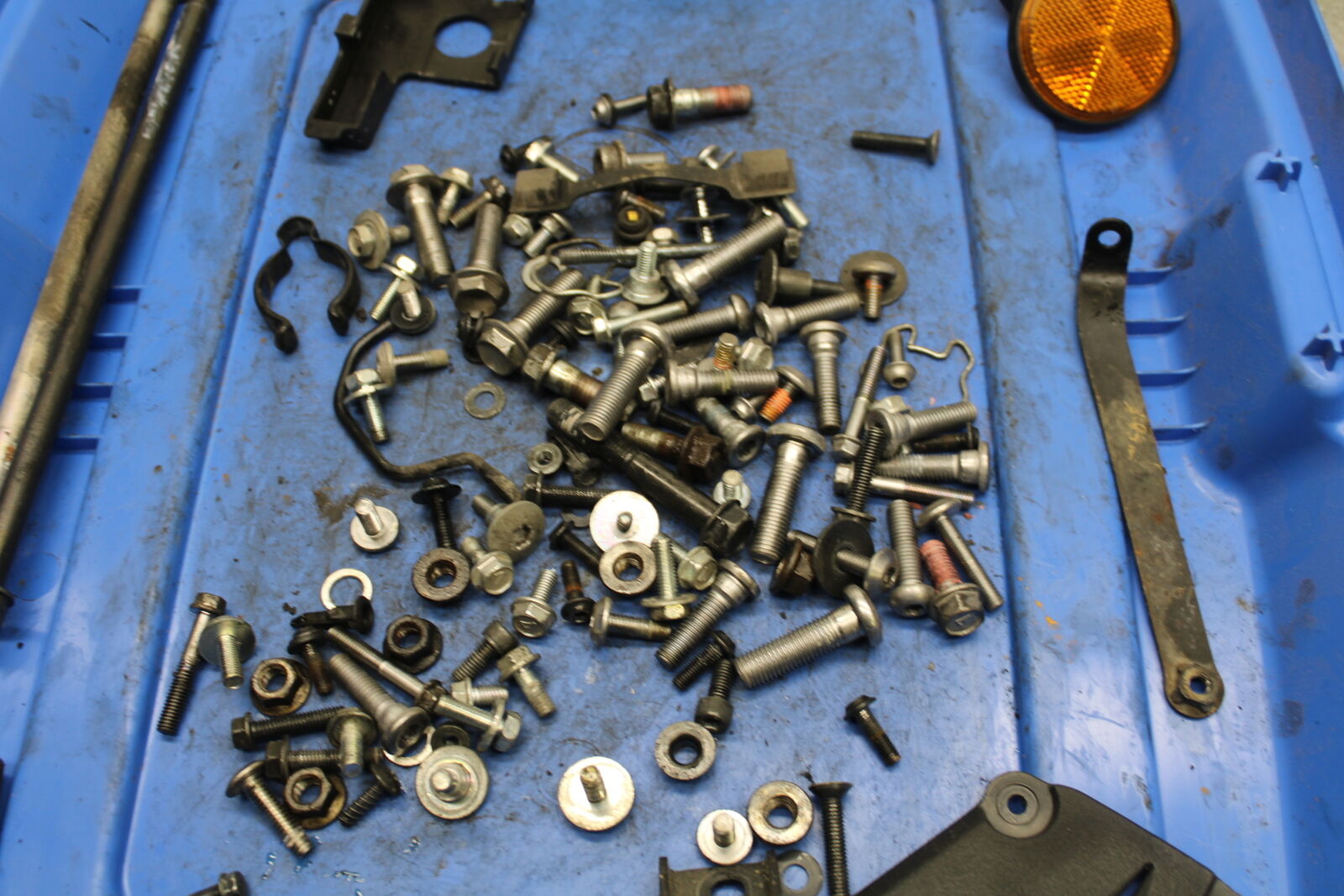 12-13 KAWASAKI Z1000 MOUNTING BOLTS HARDWARE MOTOR SCREWS BB743