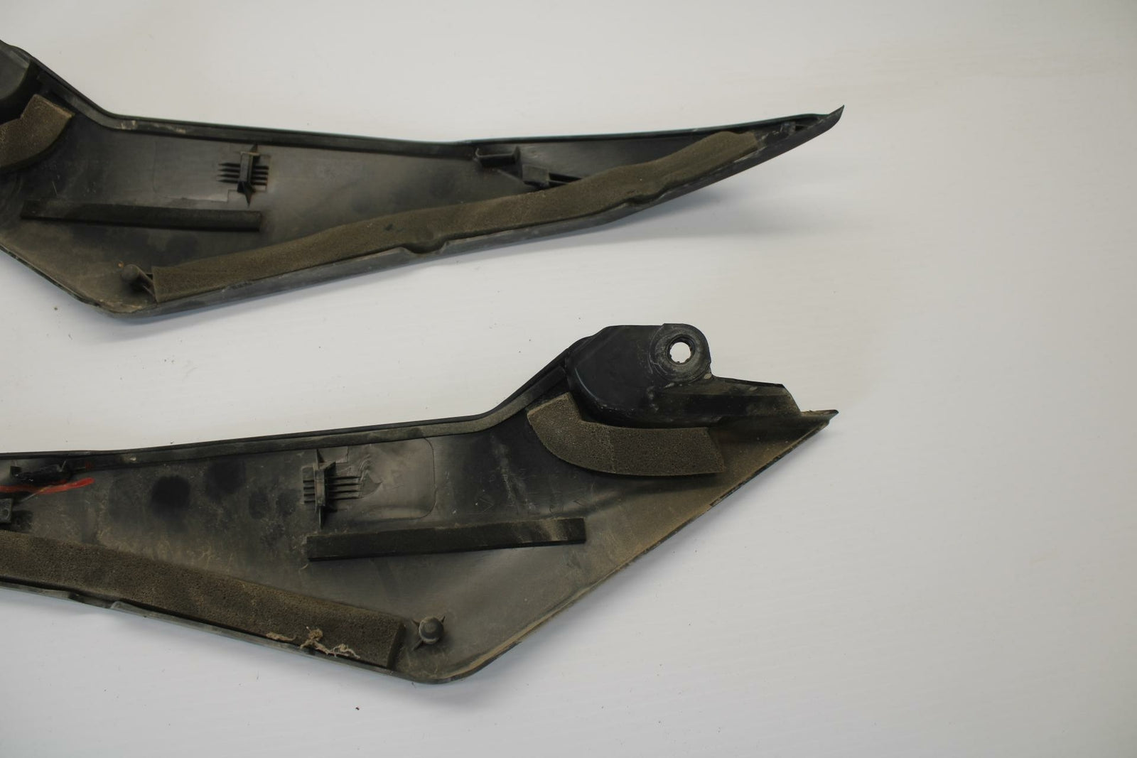 08-16 YAMAHA YZF R6 RIGHT LEFT  SIDE SEAT PANELS TRIMS COWLS FAIRINGS BB273