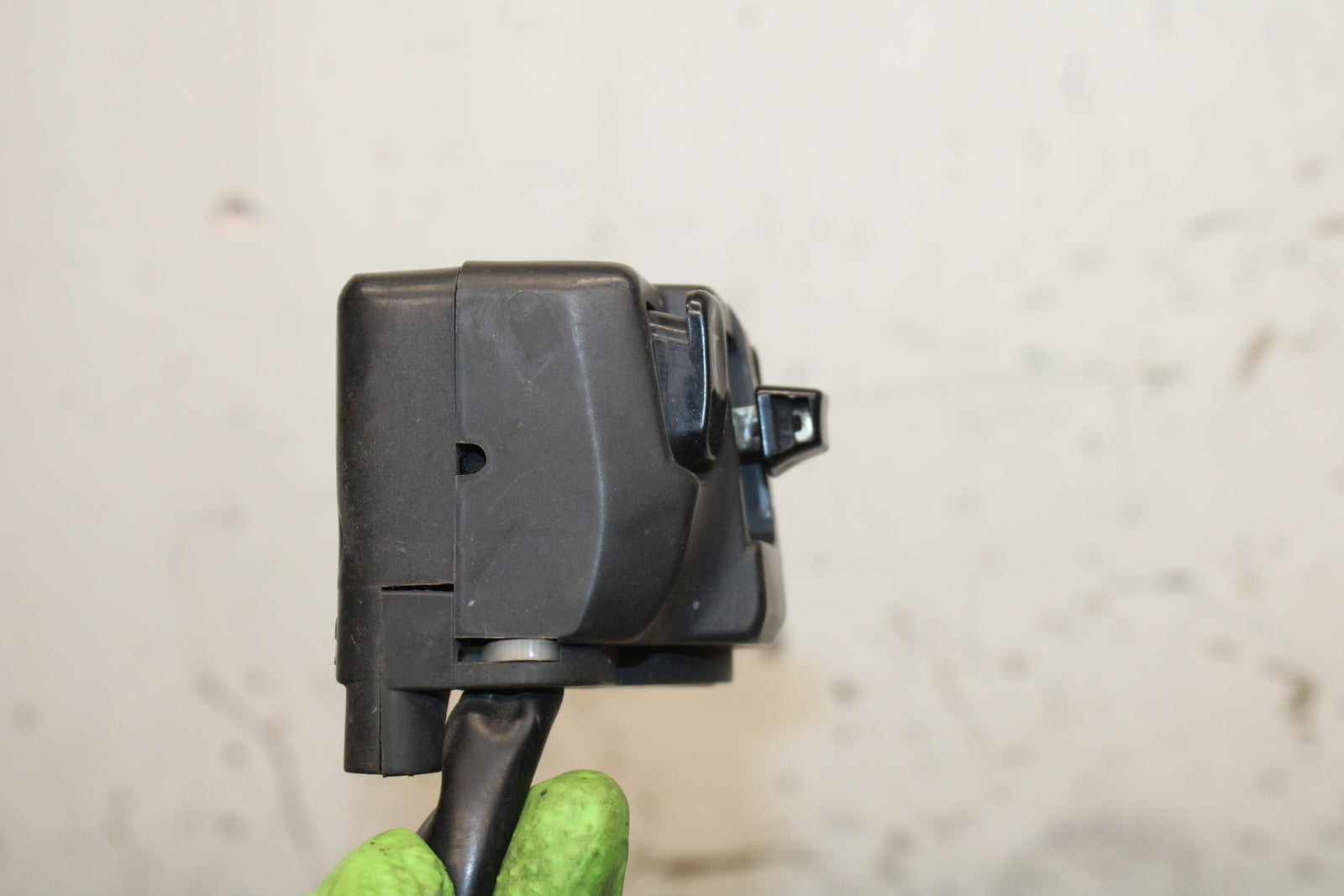 12-13 KAWASAKI Z1000 LEFT CLIP ON HANDLE HORN SIGNALS SWITCH SWITCHES BB743