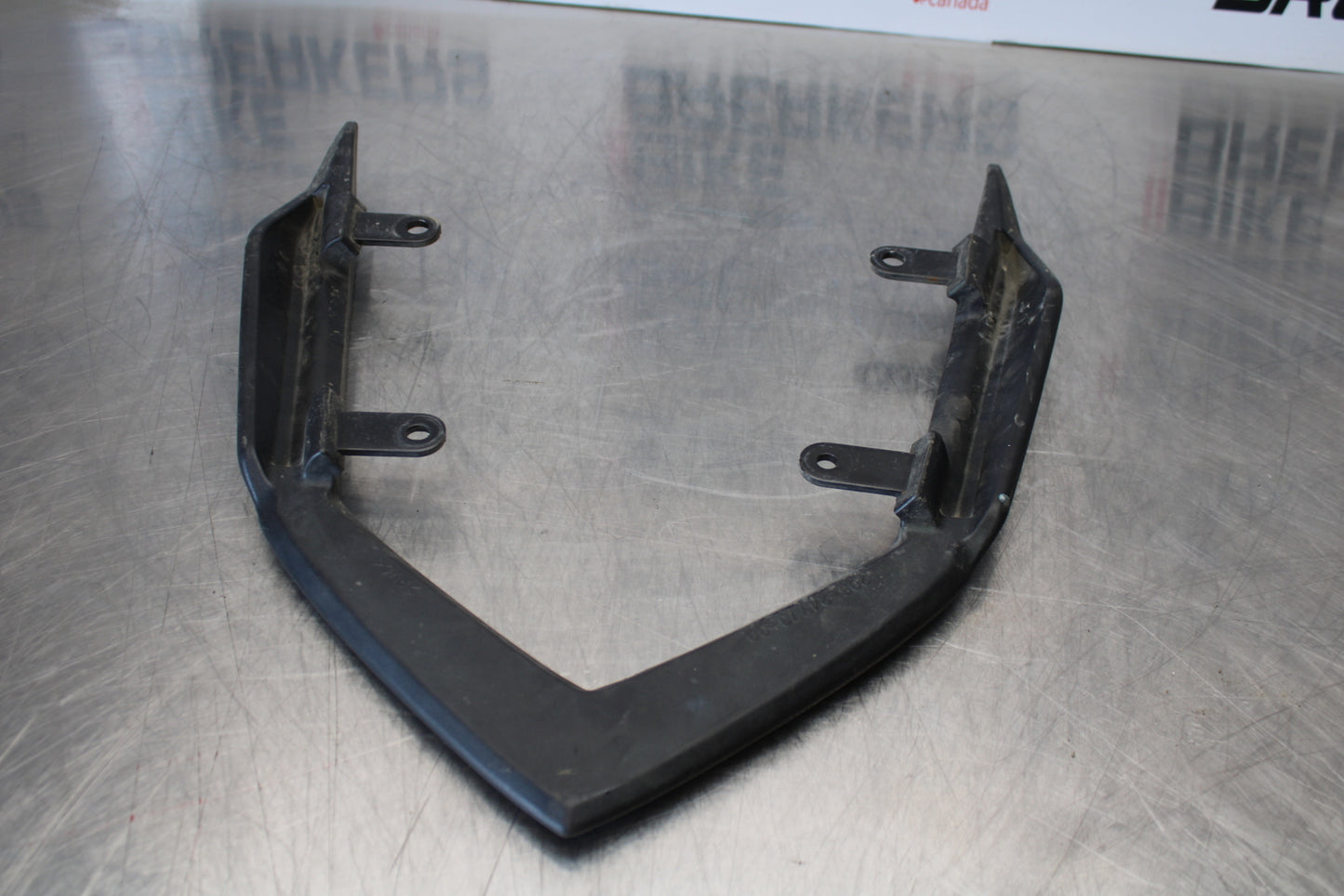 09-15 YAMAHA FZ6R PASSENGER REAR SEAT GRAB BAR HANDLE BB161