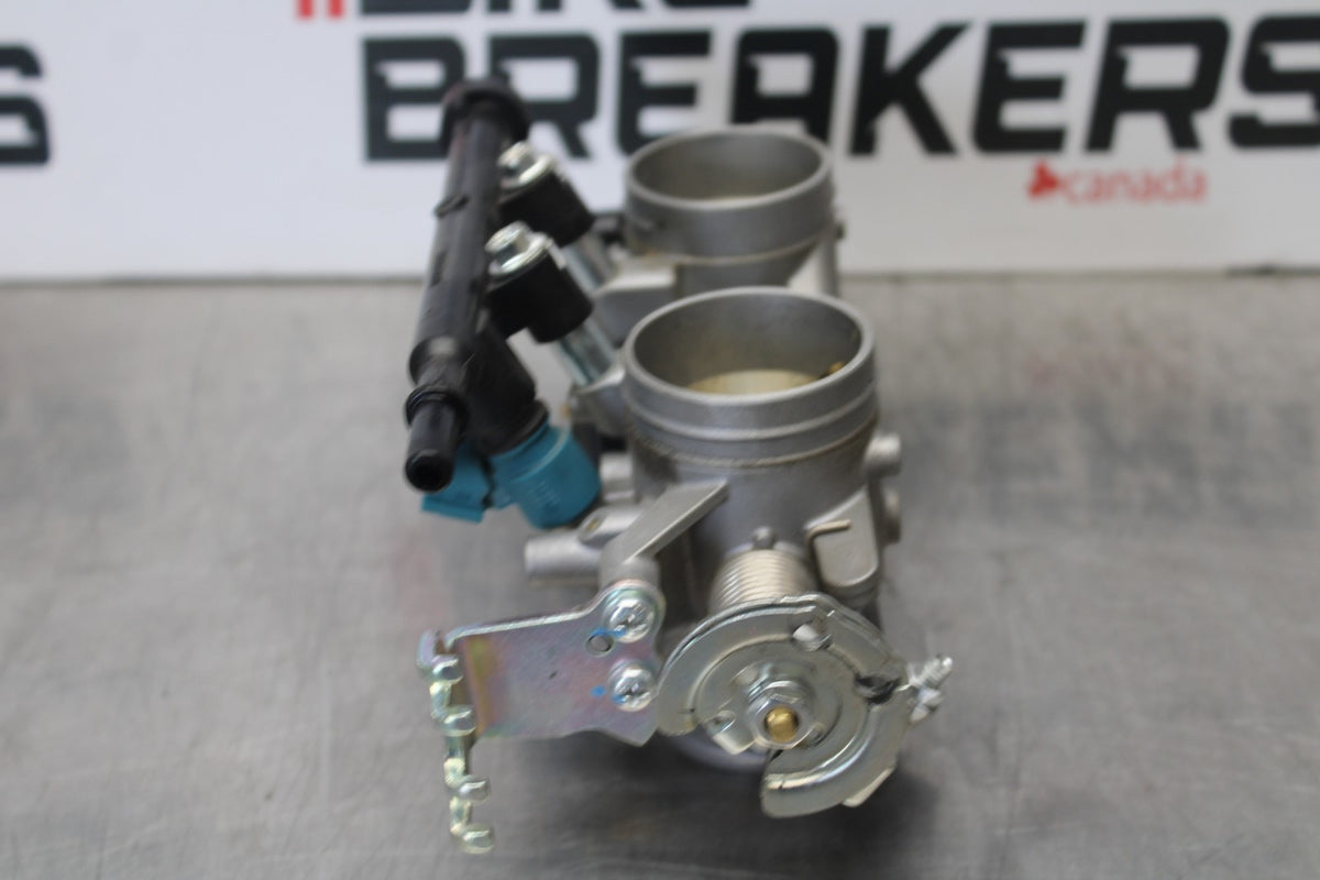 23-24 YAMAHA MT-07 MAIN FUEL INJECTORS / THROTTLE BODIES BB194
