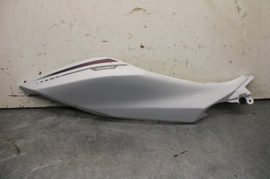 18-23 KAWASAKI NINJA 400 RIGHT REAR BACK TAIL FAIRING COWL SHROUD BB660