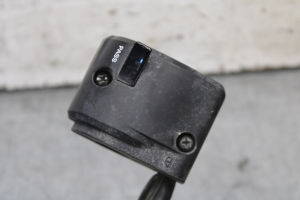 19-22 KAWASAKI Z400 LEFT CLIP ON HANDLE HORN SIGNALS SWITCH SWITCHES BB708
