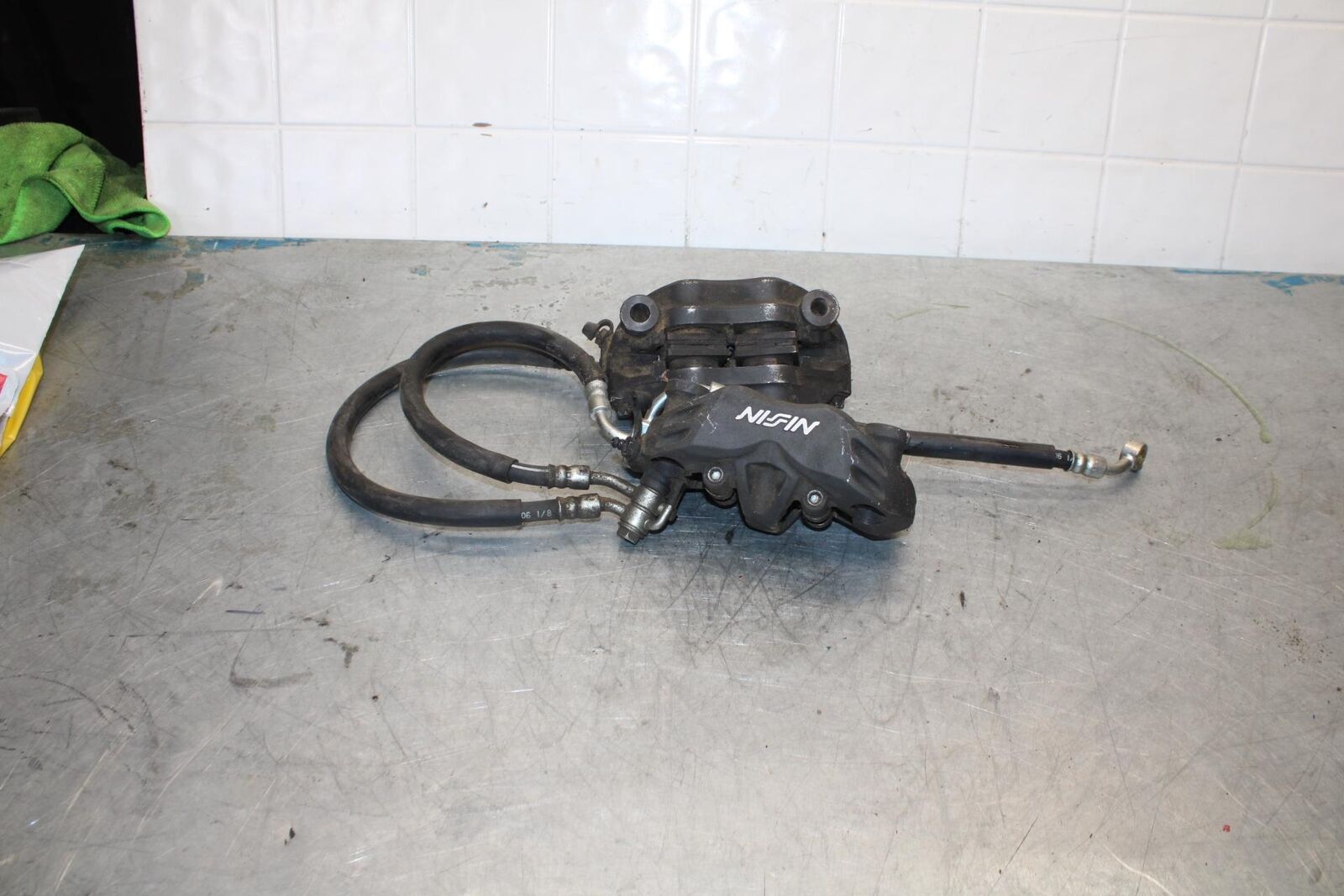 06-07 KAWASAKI NINJA ZX14R RIGHT LEFT FRONT BRAKE CALIPER SET PAIR CALIPERS bb43